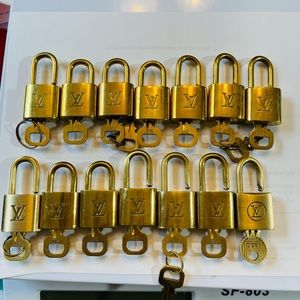 Louis Vuitton 1 Set of 1 Lock & 1 Key Gold tone
